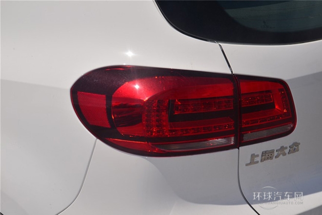 2015款 1.8TSI 手动两驱风尚版