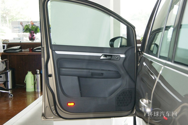 2015款 1.4T 自动舒适版5座