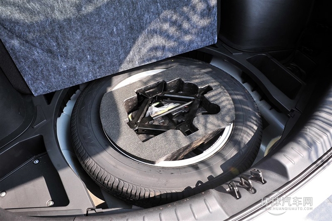2015款 1.8T 自动两驱精英版