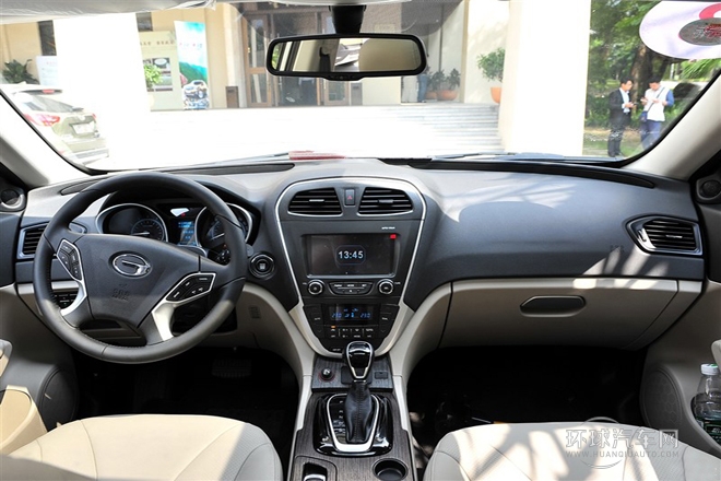 2015款 1.8T 自动两驱精英版