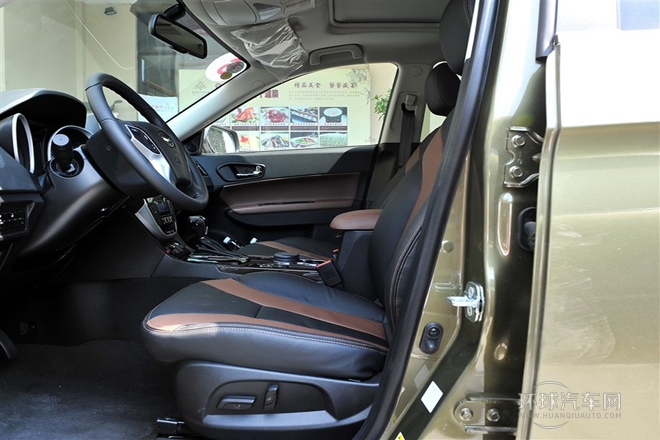 2015款 1.8T 自动两驱豪华版