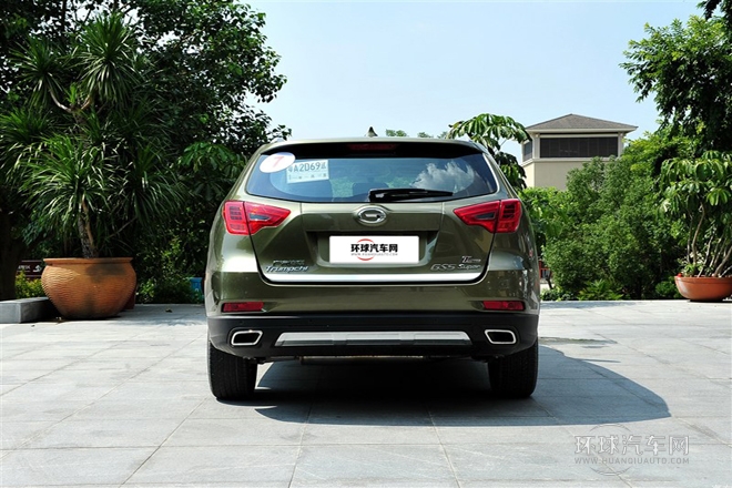2015款 1.8T 自动两驱豪华版
