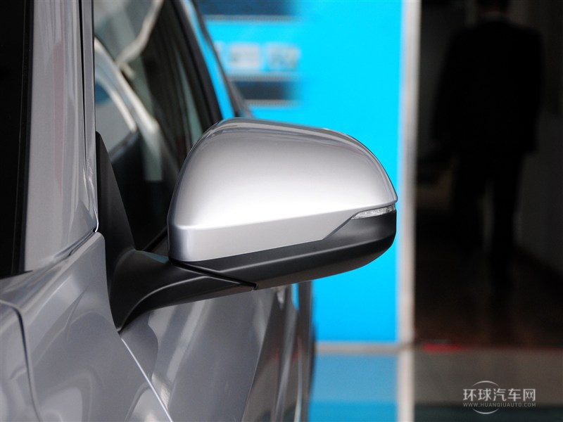 2015款 1.8L CVT四驱旗舰型
