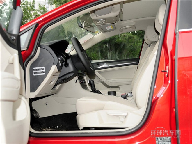 2015款 1.6L自动舒适型