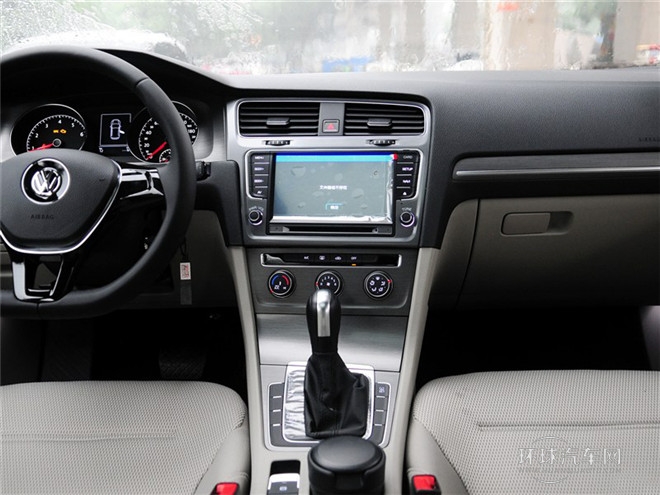 2015款 1.6L自动舒适型
