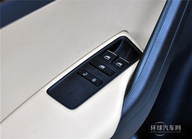 2015款 1.6L 手动豪华型