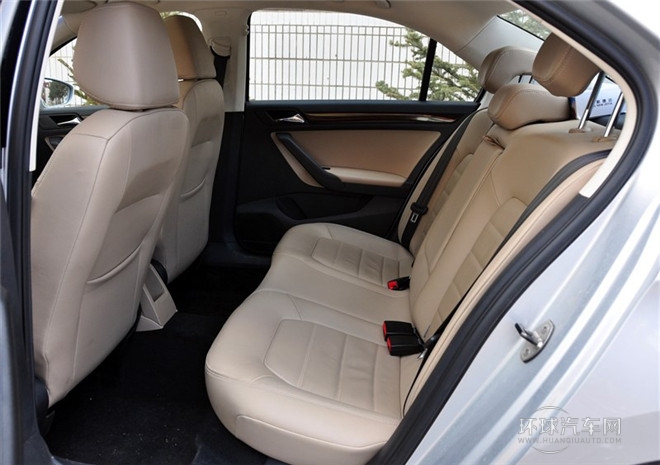 2015款 1.6L 手动豪华型