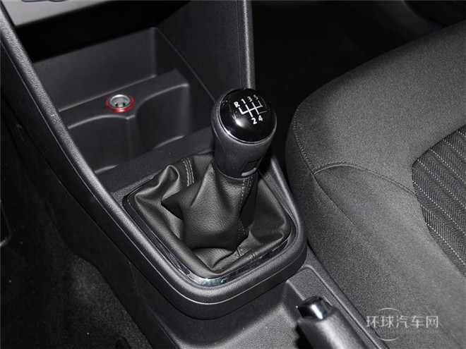 2015款 1.6L 手动舒适型