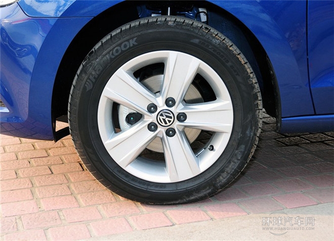 2015款 1.6L 自动豪华型