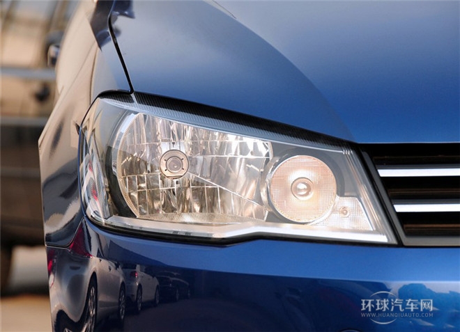 2015款 1.6L 自动豪华型