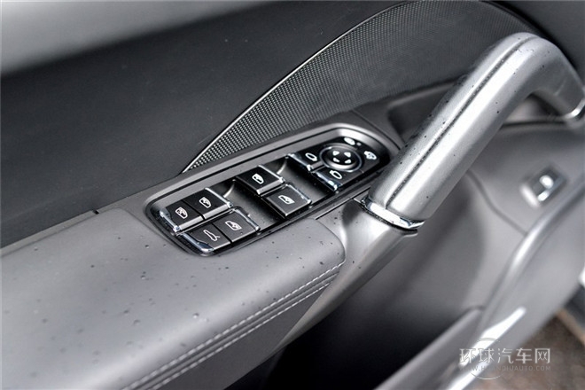 2015款 Cayenne S E-Hybrid 3.0T