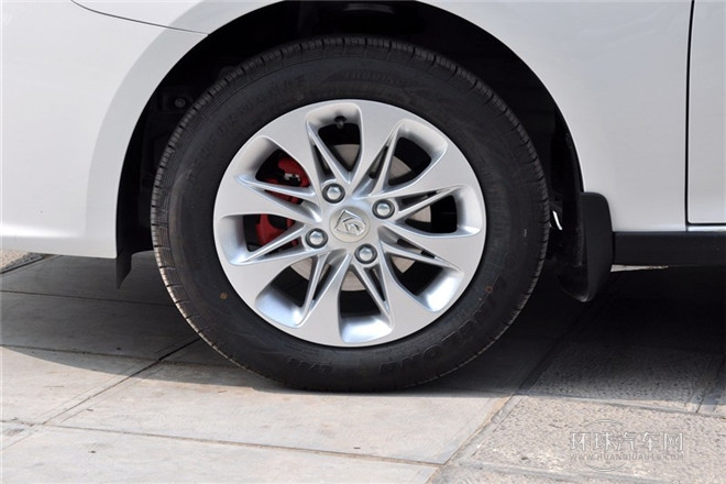 2014款 CROSS 1.5L 手动标准型