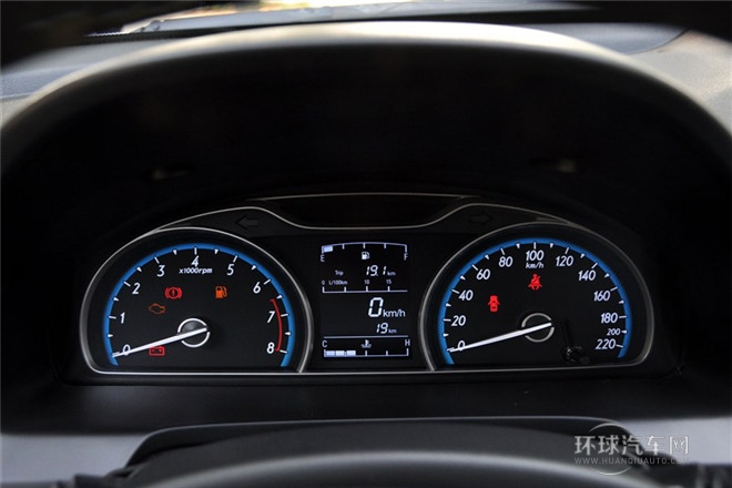 2014款 CROSS 1.5L 手动标准型
