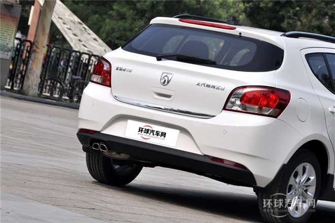 2014款 CROSS 1.5L 手动标准型