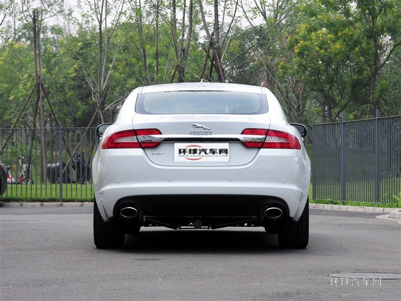 2015款XF 2.0T Sportbrake 风华版