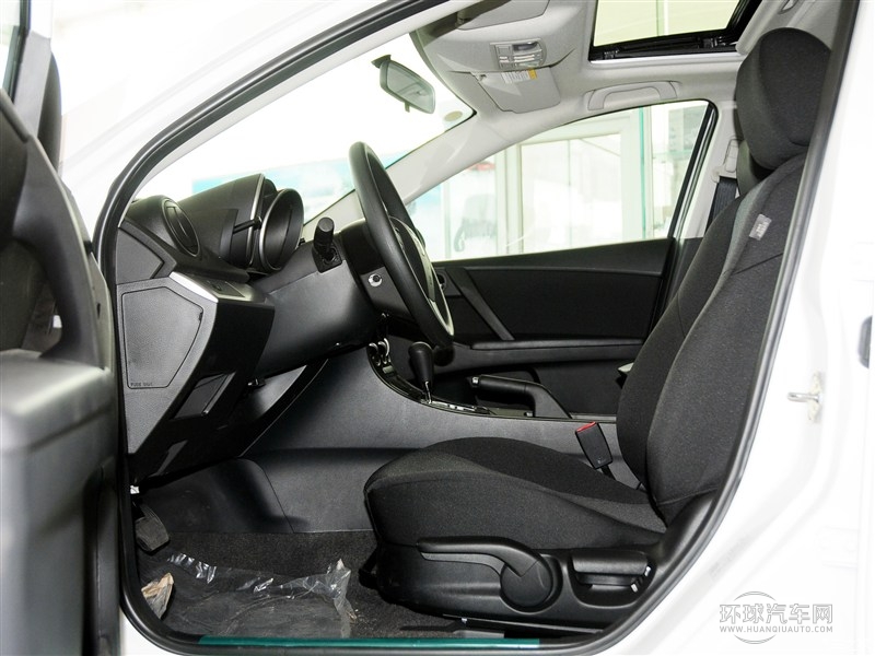 2015款 三厢 1.6L 自动精英型