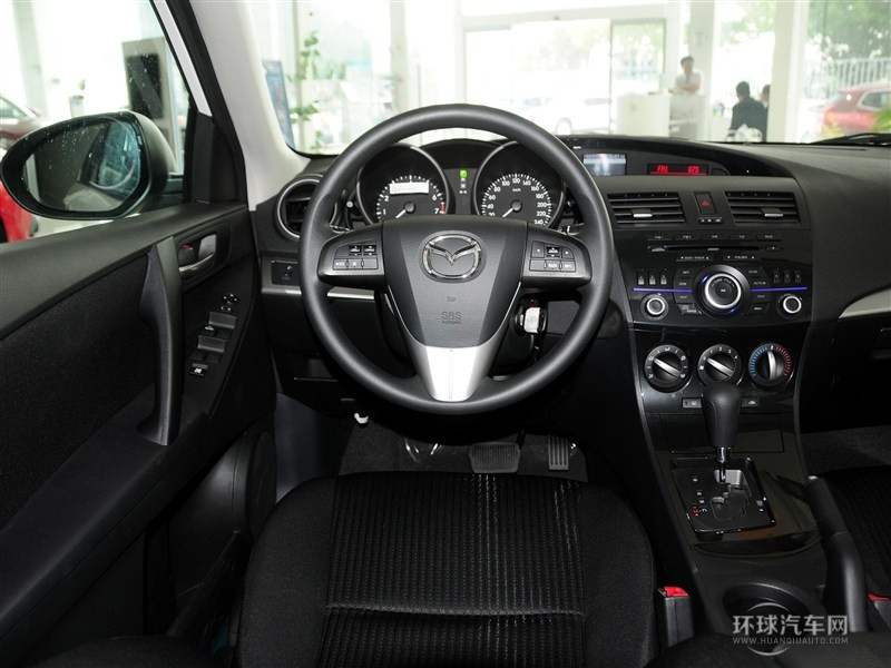 2015款 三厢 1.6L 自动精英型