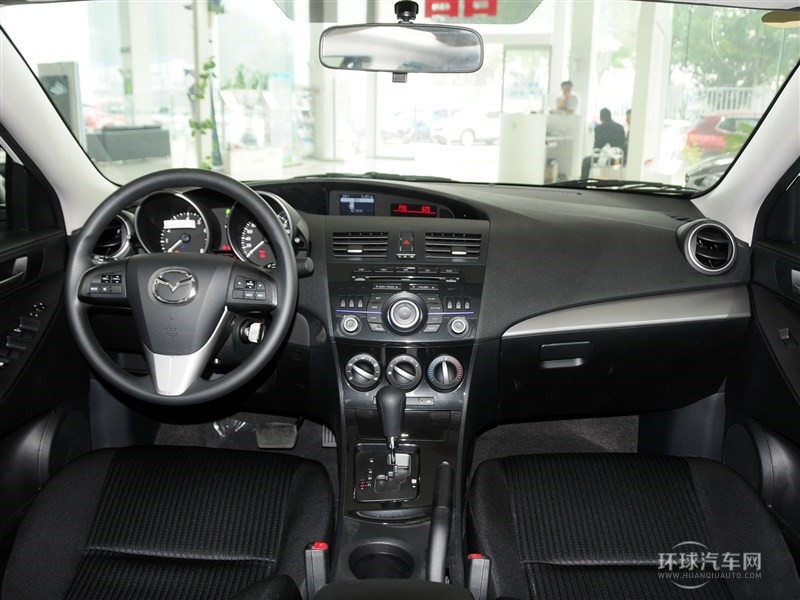 2015款 三厢 1.6L 自动精英型
