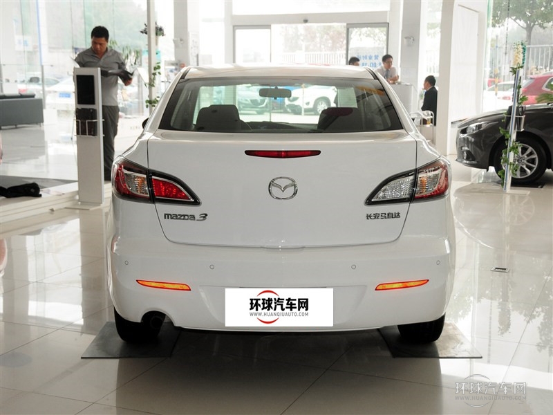 2015款 三厢 1.6L 自动精英型