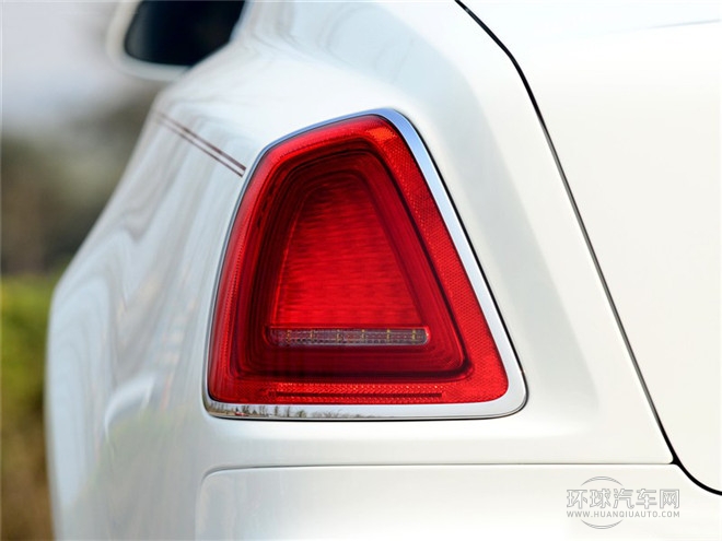2014款 6.6T 英骥典藏版