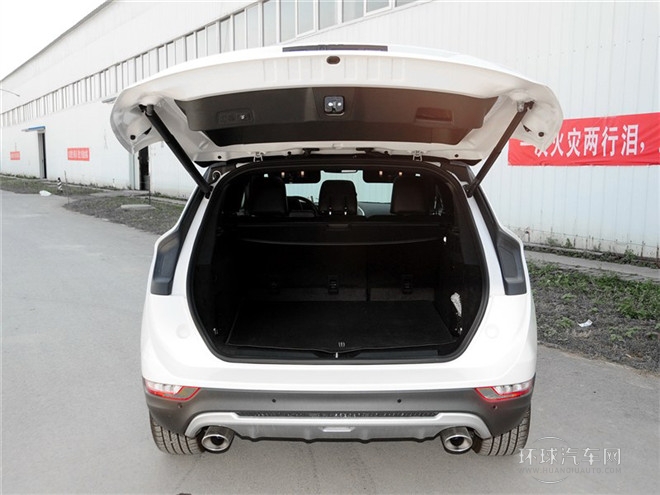 2014款 2.0T 四驱尊雅版