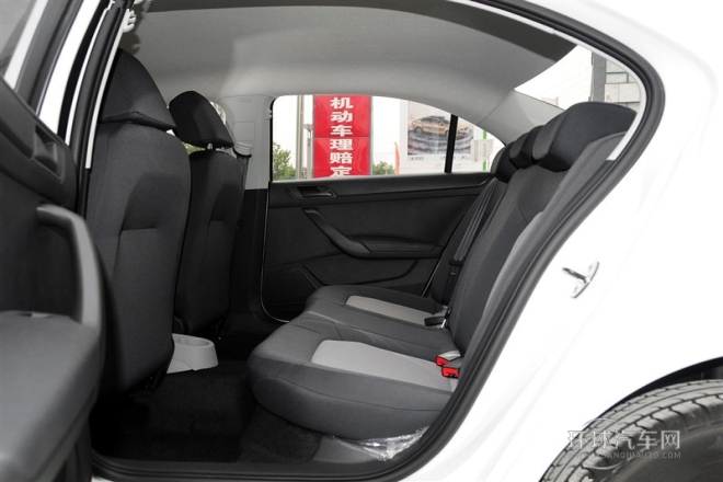 2015款 1.4L 手动乐选型