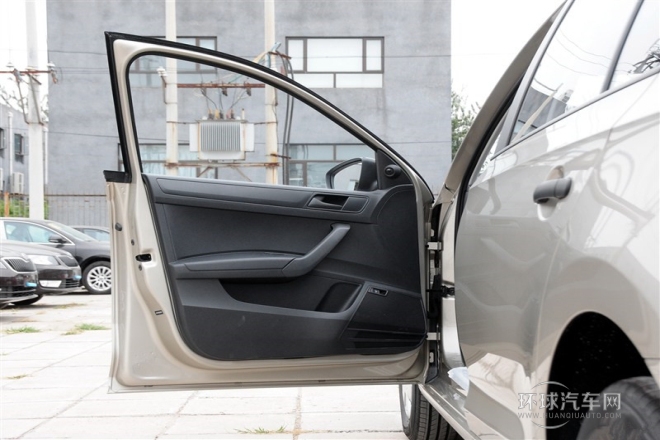 2015款 1.6L 自动乐选型