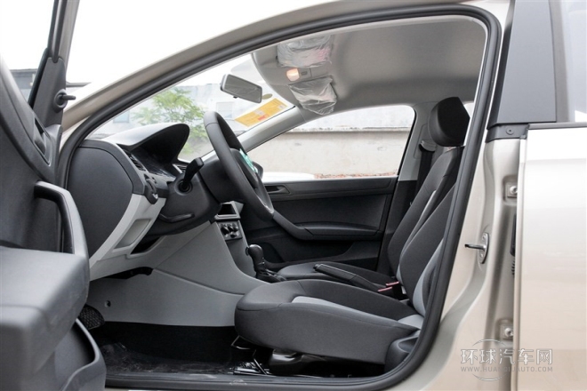 2015款 1.6L 自动乐选型