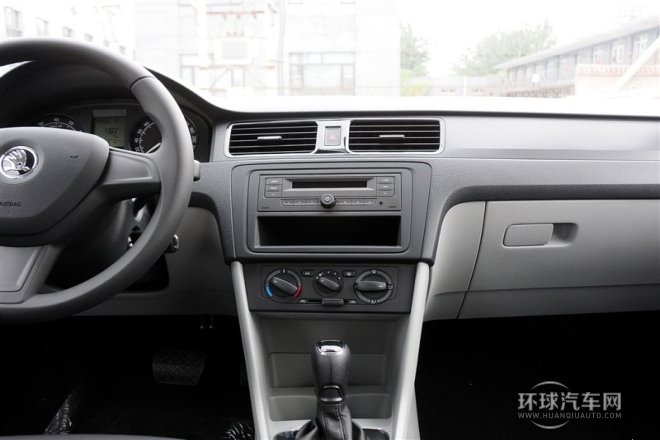 2015款 1.6L 自动乐选型