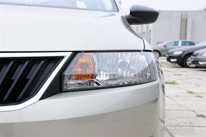 2015款 1.6L 自动乐选型