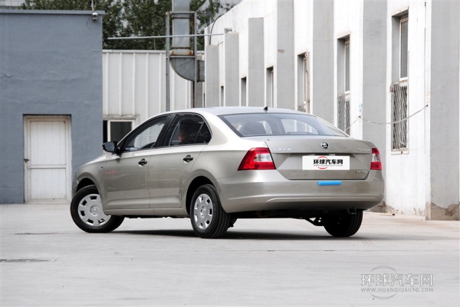 2015款 1.6L 自动乐选型