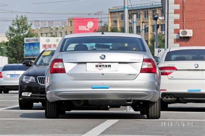 2015款 1.6L 自动智选型