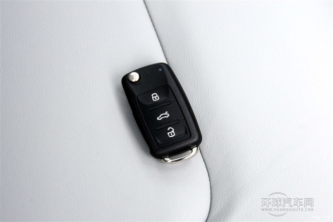 2015款 1.6L 手动优选型