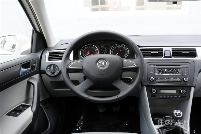 2015款 1.6L 手动优选型