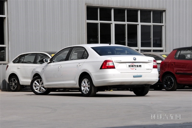2015款 1.6L 手动优选型