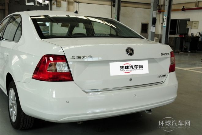 2015款 1.6L 自动优选型