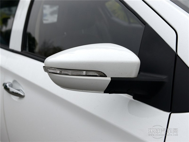 2014款 1.5L 手动豪华型