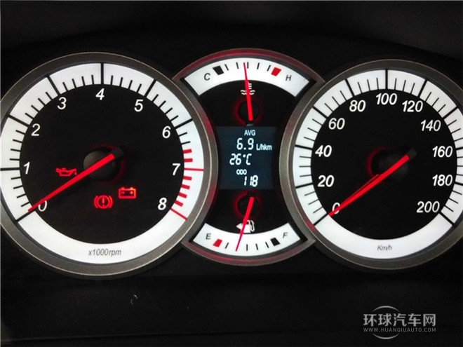 2014款 两厢 1.4L 手动梦想型