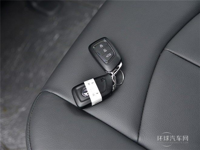 2015款 2.0L 手动智逸型
