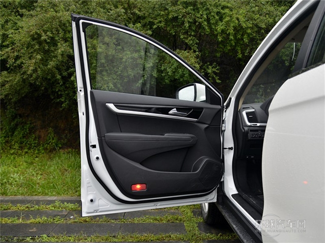 2015款 2.0L 手动智逸型