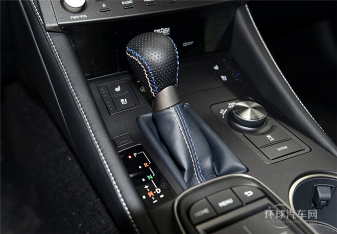 2015款 F 5.0L 碳纤维版