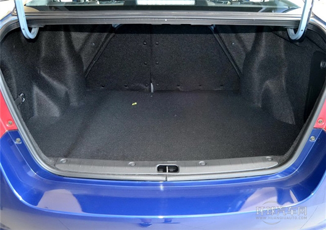 2014款 三厢 1.4L 手动理想型