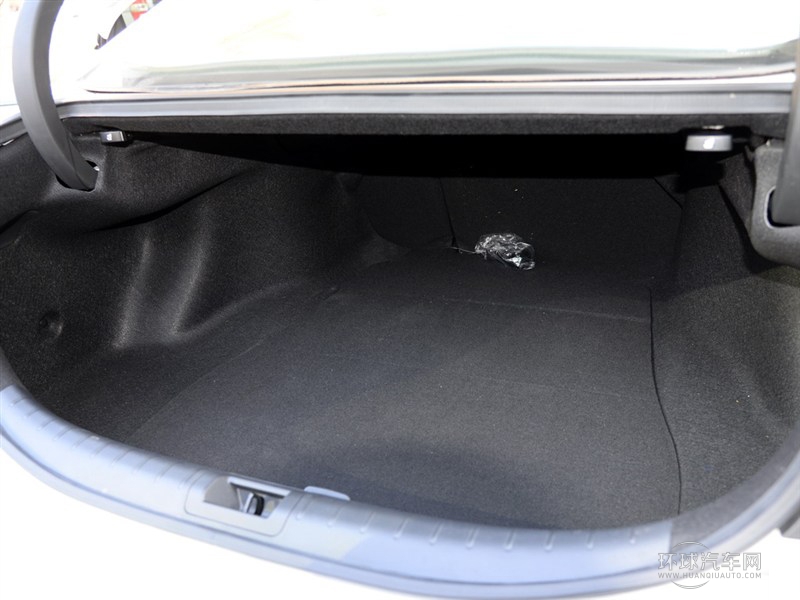2015款 2.4L 尊贵版