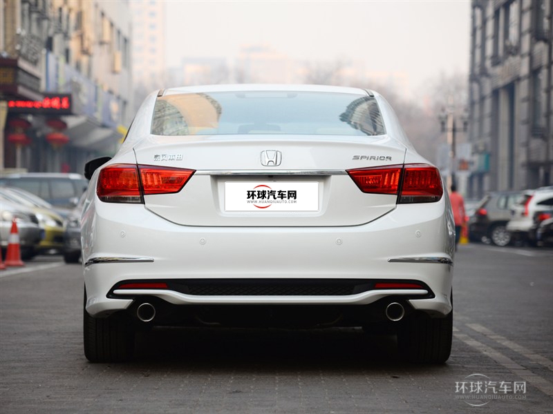 2015款 2.4L 尊贵版