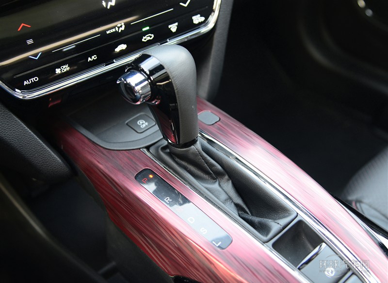 2015款 1.8L VTi CVT豪华版