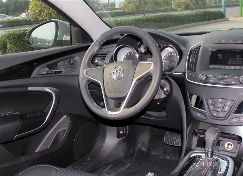 2015款 1.6T 领先技术型