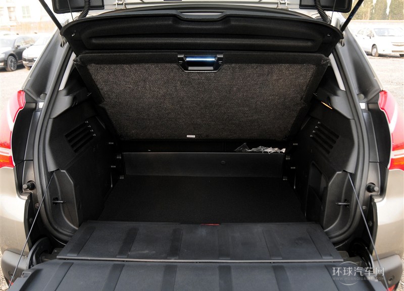 2015款 2.0L 自动潮流版