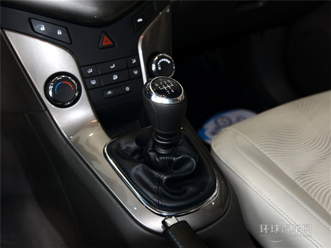 2015款 1.5L 经典 SE MT