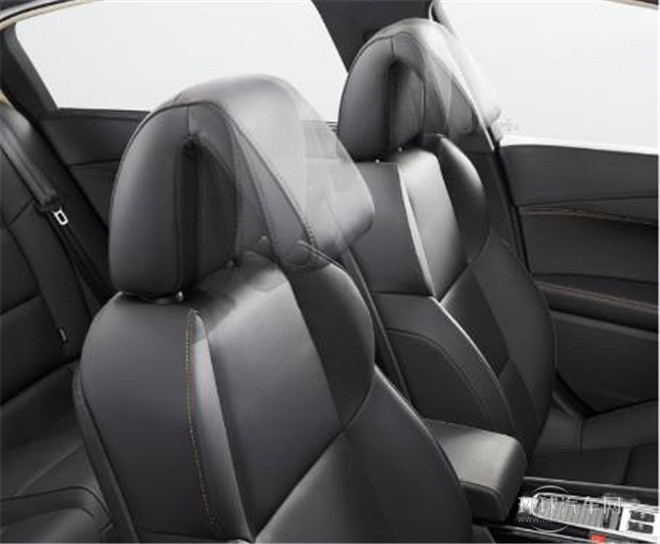 2015款 2.0L 自动致逸版