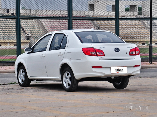 2014款 1.5L 手动进取型